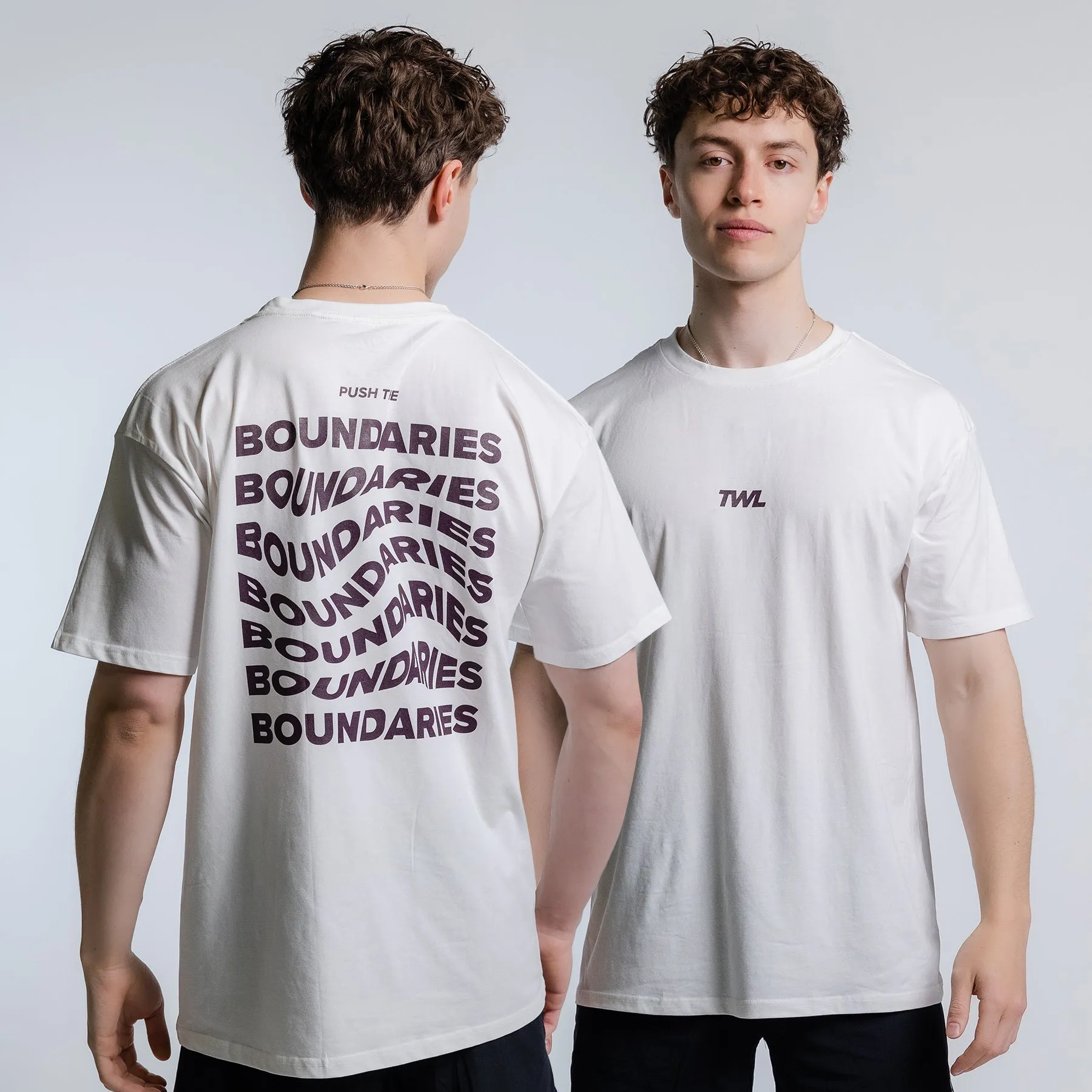 TWL - OVERSIZED T-SHIRT - PUSH THE BOUNDARIES - WHITE