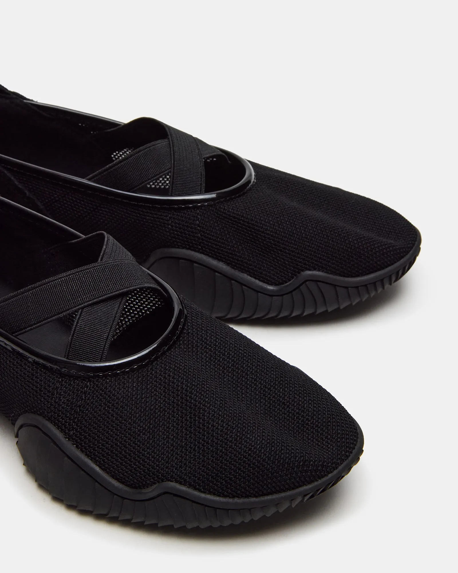 VADOR BLACK