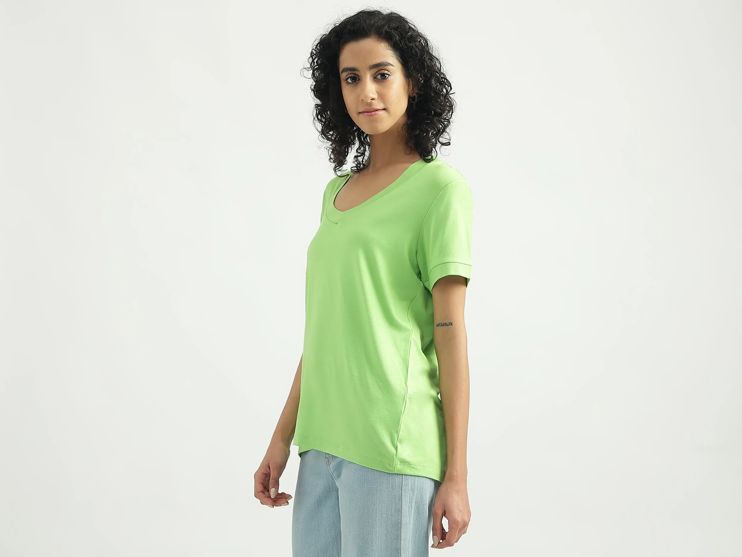 Viscose Solid V-Neck Women T-shirts