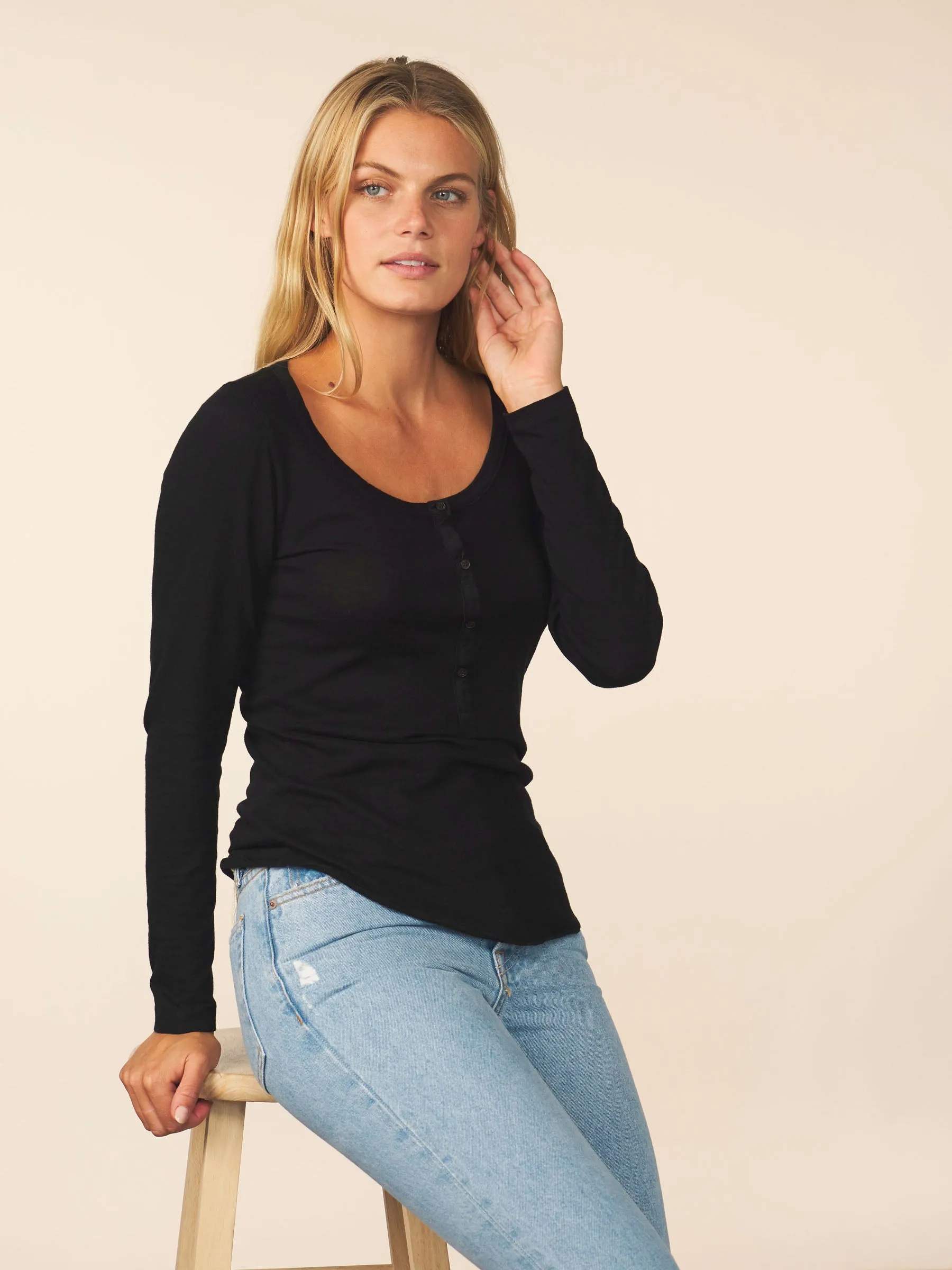 women’s cotton cashmere long sleeve henley - black