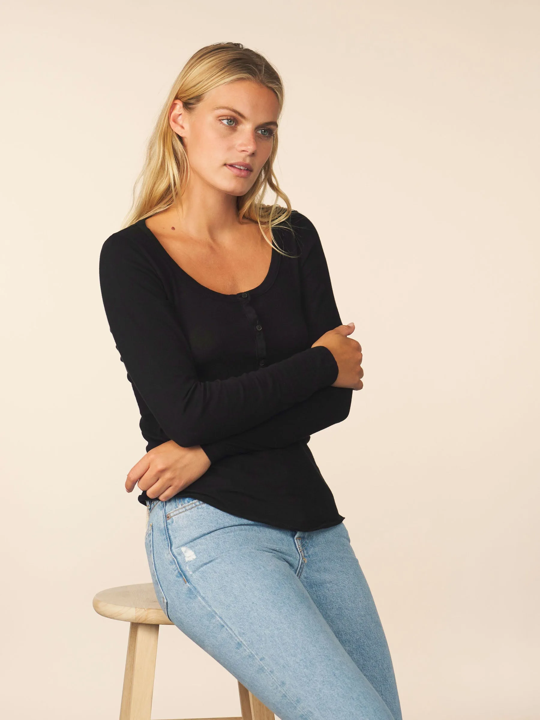 women’s cotton cashmere long sleeve henley - black