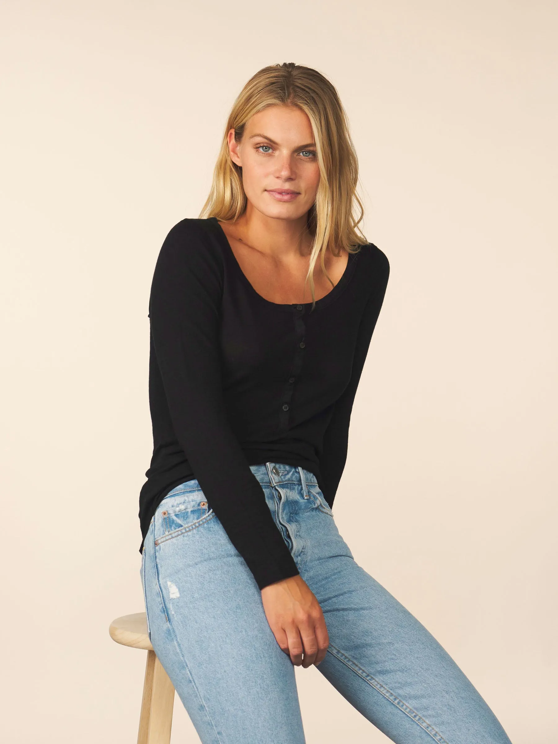 women’s cotton cashmere long sleeve henley - black