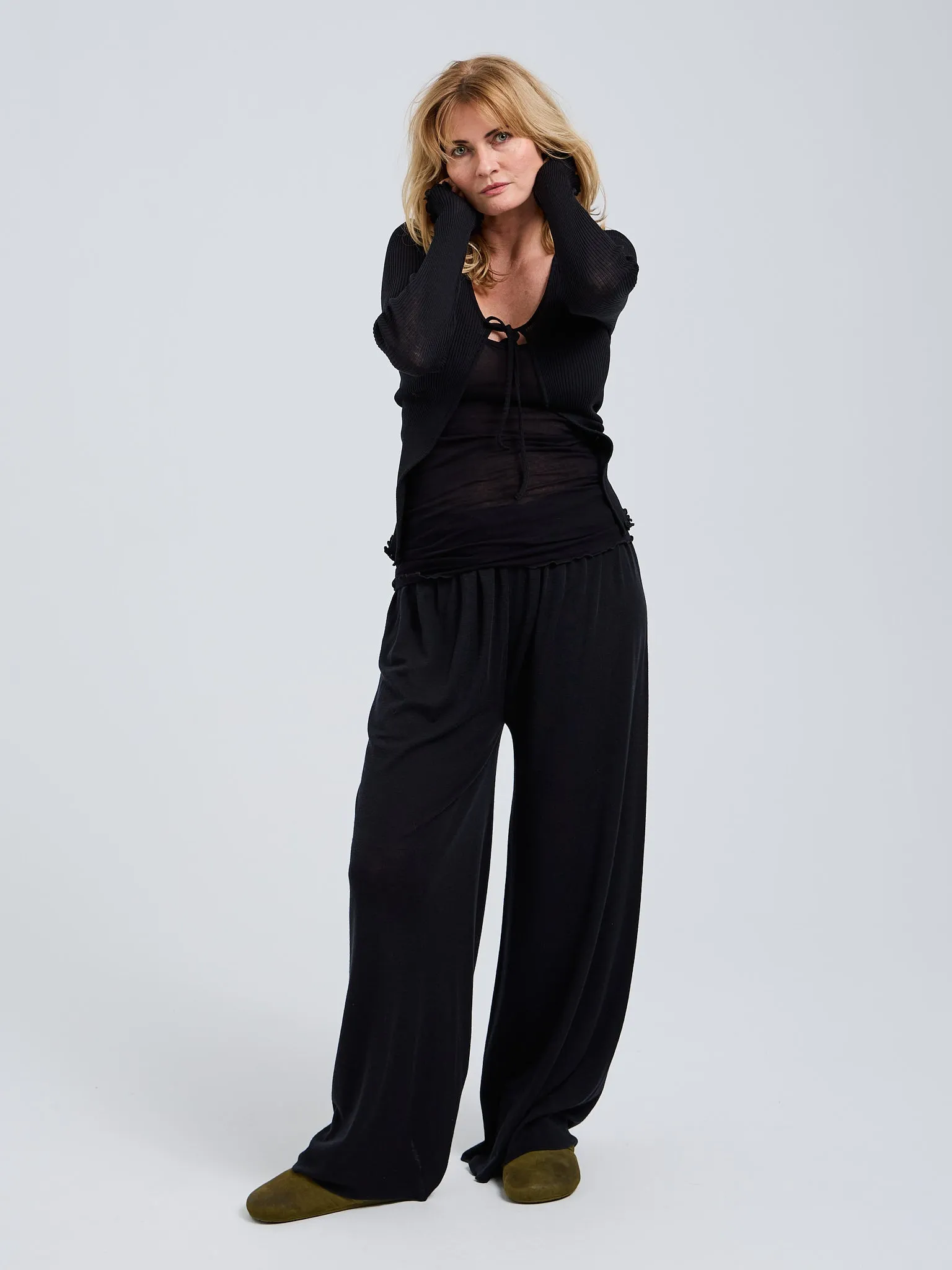 Woolen Cardigan | Merino wool - Black